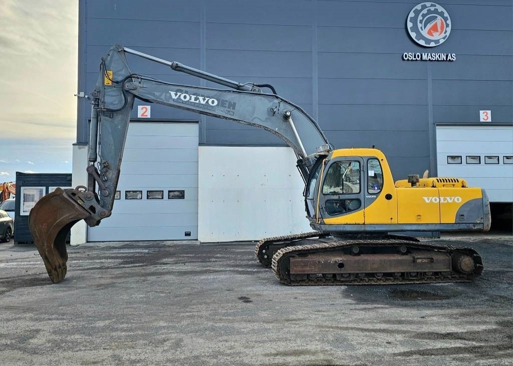Volvo EC 240 LC - حفارات زحافة: صور 2 Volvo EC 240 LC - حفارات زحافة: صور 2