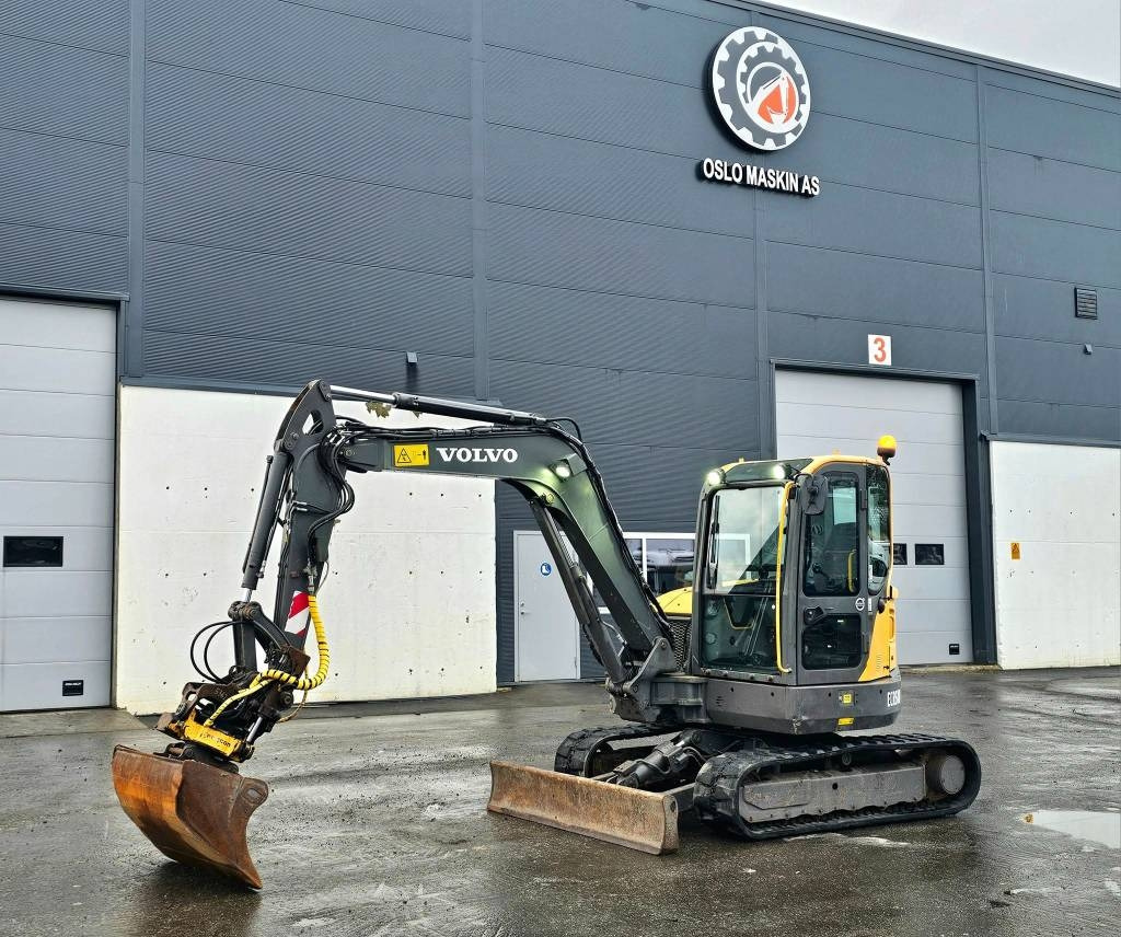 Volvo ECR 58 D  - حفارة مصغرة: صور 1 Volvo ECR 58 D  - حفارة مصغرة: صور 1