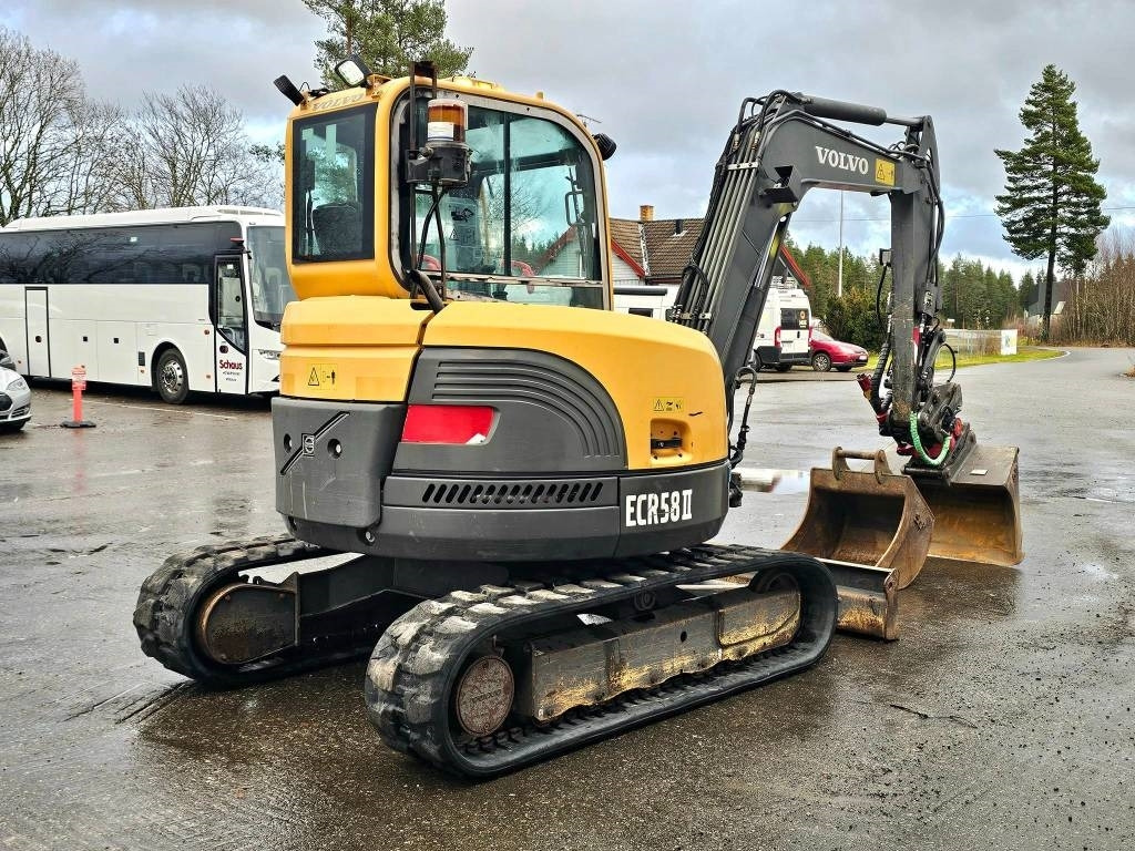 Volvo ECR 58 - حفارة مصغرة: صور 5 Volvo ECR 58 - حفارة مصغرة: صور 5