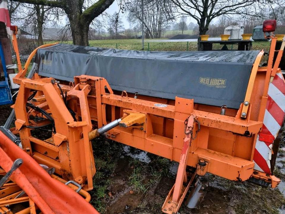 Beilhack PV 34-4 Schneepflug Schneeschild Scheeschieber Winterdienst Unimog U400 300 290 500 427 530 423 318 323 LKW Fendt - كاسحة ثلوج: صور 1 Beilhack PV 34-4 Schneepflug Schneeschild Scheeschieber Winterdienst Unimog U400 300 290 500 427 530 423 318 323 LKW Fendt - كاسحة ثلوج: صور 1