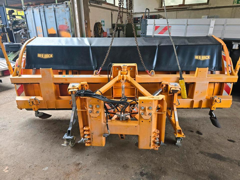 Beilhack Schneepflug PVF 34-4 Schneeschieber Schneeschild Schmidt für Unimog 405/10 405/12 UGN UGE LKW Winterdienst - كاسحة ثلوج: صور 2 Beilhack Schneepflug PVF 34-4 Schneeschieber Schneeschild Schmidt für Unimog 405/10 405/12 UGN UGE LKW Winterdienst - كاسحة ثلوج: صور 2