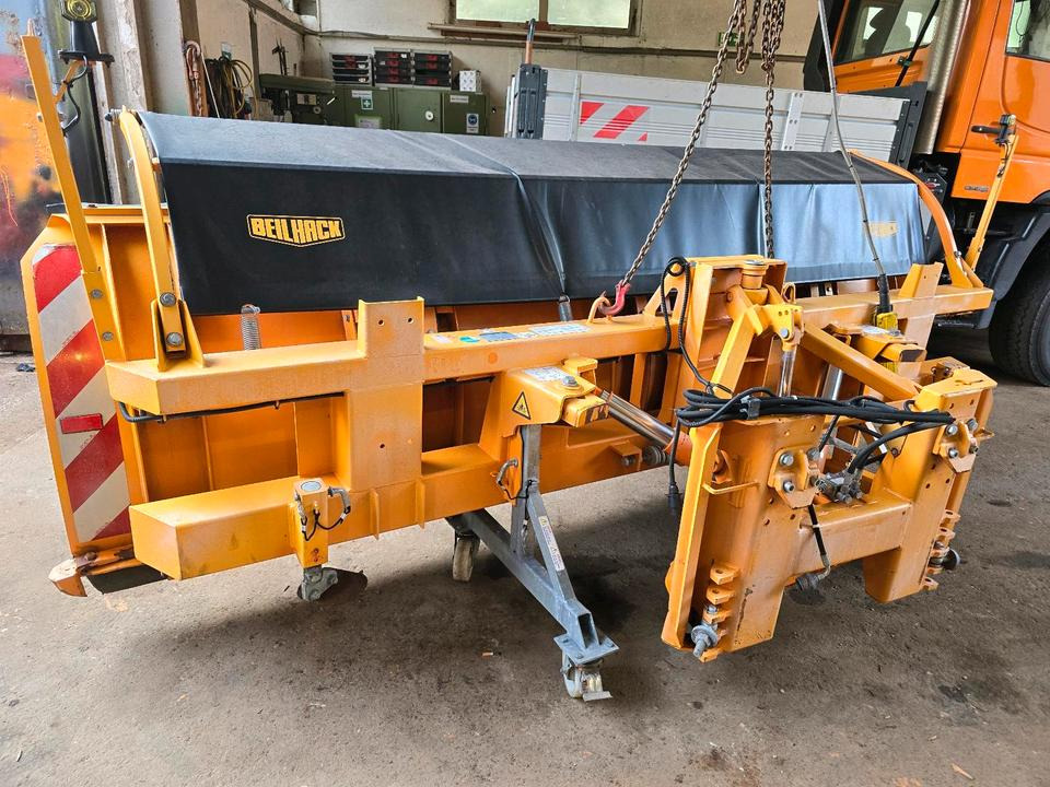 Beilhack Schneepflug PVF 34-4 Schneeschieber Schneeschild Schmidt für Unimog 405/10 405/12 UGN UGE LKW Winterdienst - كاسحة ثلوج: صور 1 Beilhack Schneepflug PVF 34-4 Schneeschieber Schneeschild Schmidt für Unimog 405/10 405/12 UGN UGE LKW Winterdienst - كاسحة ثلوج: صور 1