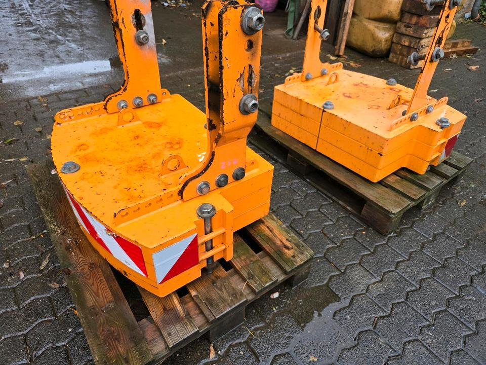 Heckgewicht Unimog 405 U400 U 300 500 400 318 423 427 429 430 530 527 535 Kontergewicht Mulag Mähausleger Böschungsmulcher Dücker - ثقل موازن: صور 3 Heckgewicht Unimog 405 U400 U 300 500 400 318 423 427 429 430 530 527 535 Kontergewicht Mulag Mähausleger Böschungsmulcher Dücker - ثقل موازن: صور 3