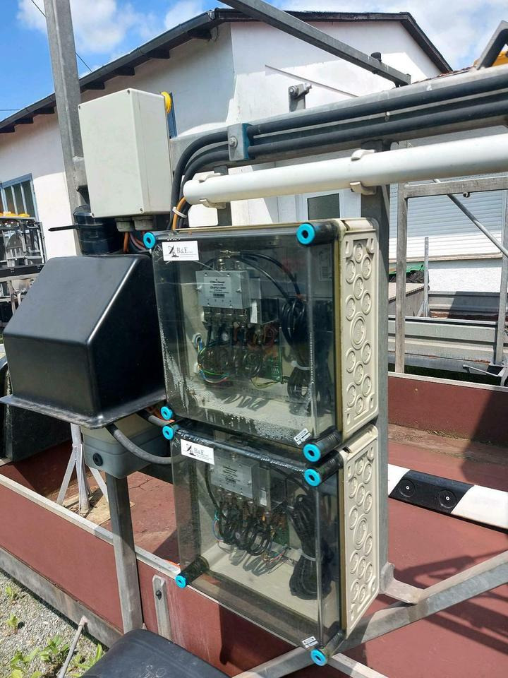 LED Nissen A3 Verkehrssicherungsanhänger Absperrtafel vz 616 615 - مقطورة: صور 4 LED Nissen A3 Verkehrssicherungsanhänger Absperrtafel vz 616 615 - مقطورة: صور 4