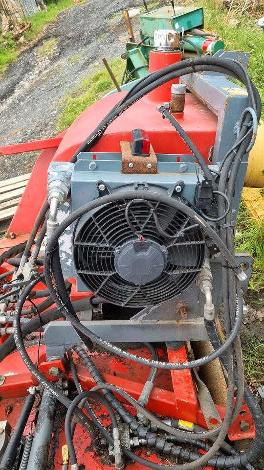 Loipfinger T320KLM Mähwerk Mulchgerät Mulchmäher für Aebi Kubota Iseki Deutz Fendt - جزازة المروج: صور 5 Loipfinger T320KLM Mähwerk Mulchgerät Mulchmäher für Aebi Kubota Iseki Deutz Fendt - جزازة المروج: صور 5