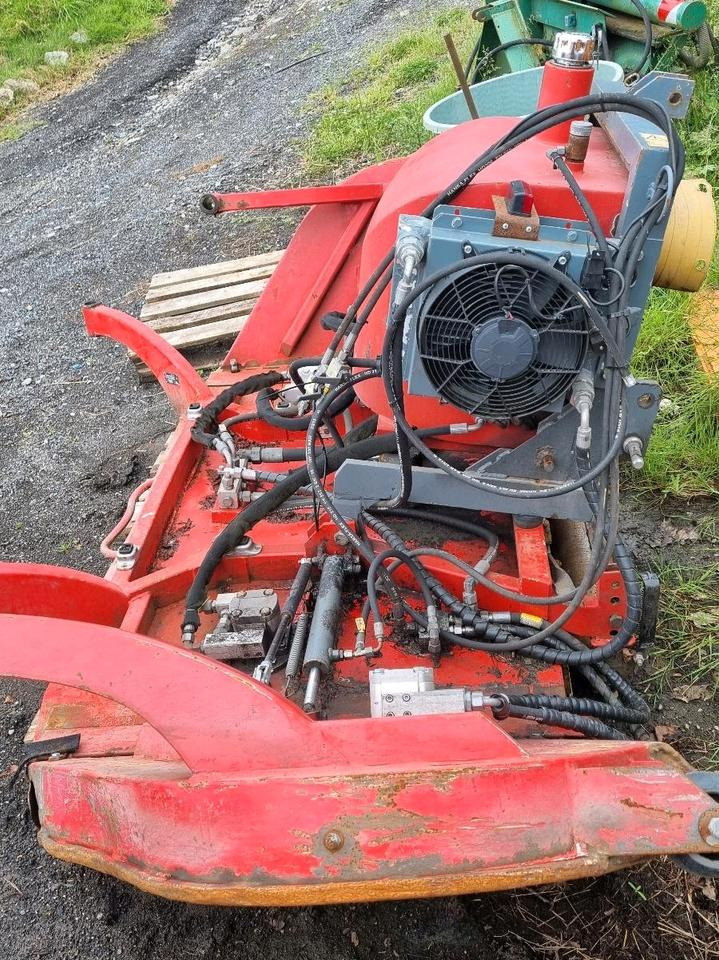 Loipfinger T320KLM Mähwerk Mulchgerät Mulchmäher für Aebi Kubota Iseki Deutz Fendt - جزازة المروج: صور 2 Loipfinger T320KLM Mähwerk Mulchgerät Mulchmäher für Aebi Kubota Iseki Deutz Fendt - جزازة المروج: صور 2
