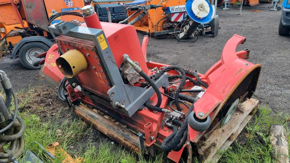 Loipfinger T320KLM Mähwerk Mulchgerät Mulchmäher für Aebi Kubota Iseki Deutz Fendt - جزازة المروج: صور 4 Loipfinger T320KLM Mähwerk Mulchgerät Mulchmäher für Aebi Kubota Iseki Deutz Fendt - جزازة المروج: صور 4