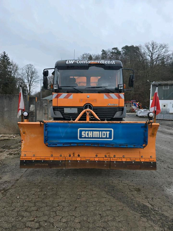 Mercedes-Benz Allrad Atego 1828 AK Absetzkipper Meiller Schmidt Schneepflug Küpper-Weisser Salzstreuer Allrad - جرافة ثلج: صور 5 Mercedes-Benz Allrad Atego 1828 AK Absetzkipper Meiller Schmidt Schneepflug Küpper-Weisser Salzstreuer Allrad - جرافة ثلج: صور 5