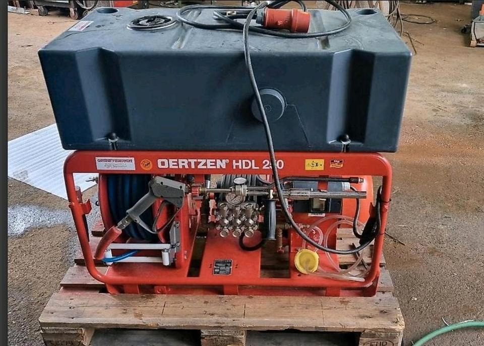 Oertzen HDL 250 FIRE-TEC Hochdruck Feuerlöschgerät Hochdruckreiniger - قطع الغيار - سيارة بلدية: صور 4 Oertzen HDL 250 FIRE-TEC Hochdruck Feuerlöschgerät Hochdruckreiniger - قطع الغيار - سيارة بلدية: صور 4