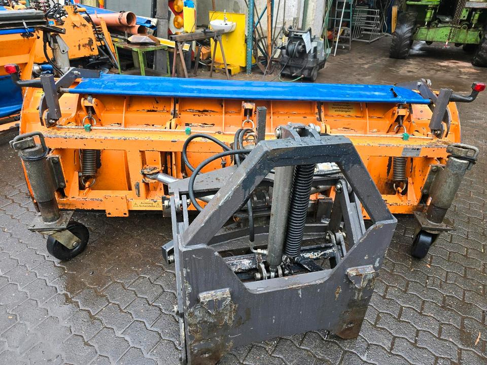SMB SR 3.0 Schneepflug Schneeschild Schneeschieber 3m. Schmidt Beilhack Epoke MS unimog 405 423 427 430 318 218 - كاسحة ثلوج: صور 2 SMB SR 3.0 Schneepflug Schneeschild Schneeschieber 3m. Schmidt Beilhack Epoke MS unimog 405 423 427 430 318 218 - كاسحة ثلوج: صور 2