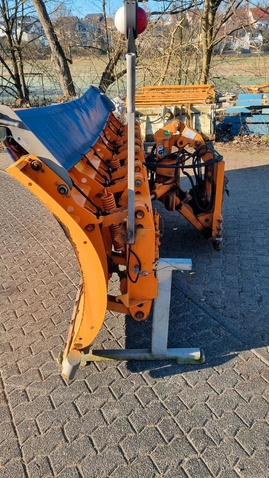 Schmidt MS 40.1 Schneepflug 4m. Schneeschild Scheeschieber Tarron CP MF für Unimog 405 - كاسحة ثلوج: صور 4 Schmidt MS 40.1 Schneepflug 4m. Schneeschild Scheeschieber Tarron CP MF für Unimog 405 - كاسحة ثلوج: صور 4