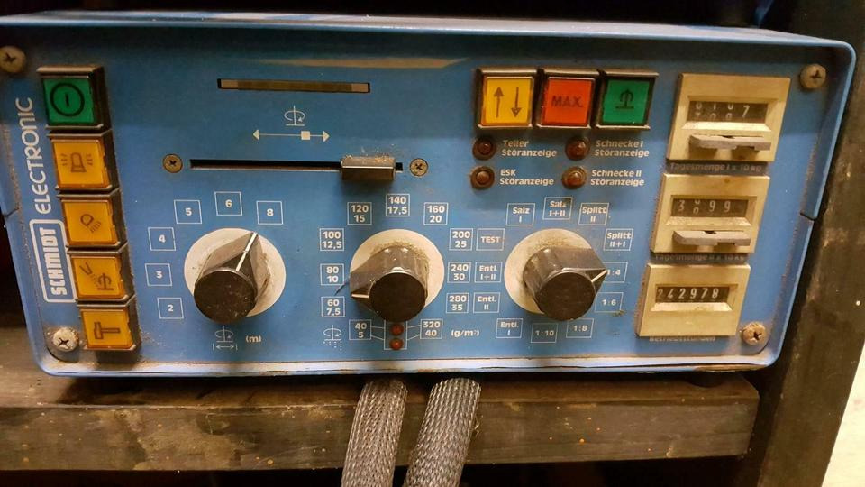 Schmidt Salzstreuer SST DST Hydr. Steuerblock Platine Steuerung - علم السوائل المتحركة - سيارة بلدية: صور 4 Schmidt Salzstreuer SST DST Hydr. Steuerblock Platine Steuerung - علم السوائل المتحركة - سيارة بلدية: صور 4