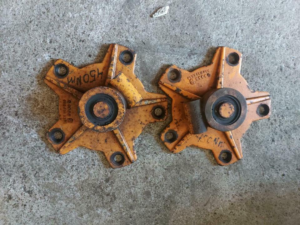 Torssionsrahmen Mulag Achsabstützung Böschungsmulcher Unimog - قطع الغيار - التقطيع جزازة/ ماكينات قطع الحشائش: صور 1 Torssionsrahmen Mulag Achsabstützung Böschungsmulcher Unimog - قطع الغيار - التقطيع جزازة/ ماكينات قطع الحشائش: صور 1