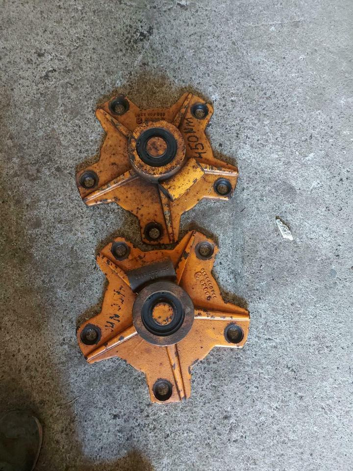 Torssionsrahmen Mulag Achsabstützung Böschungsmulcher Unimog - قطع الغيار - التقطيع جزازة/ ماكينات قطع الحشائش: صور 2 Torssionsrahmen Mulag Achsabstützung Böschungsmulcher Unimog - قطع الغيار - التقطيع جزازة/ ماكينات قطع الحشائش: صور 2