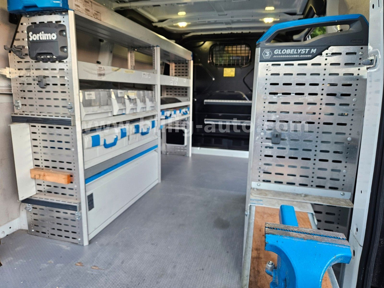 Ford Transit Custom Sortimo Werkstatt AHK Temp - ميكروباص: صور 5 Ford Transit Custom Sortimo Werkstatt AHK Temp - ميكروباص: صور 5