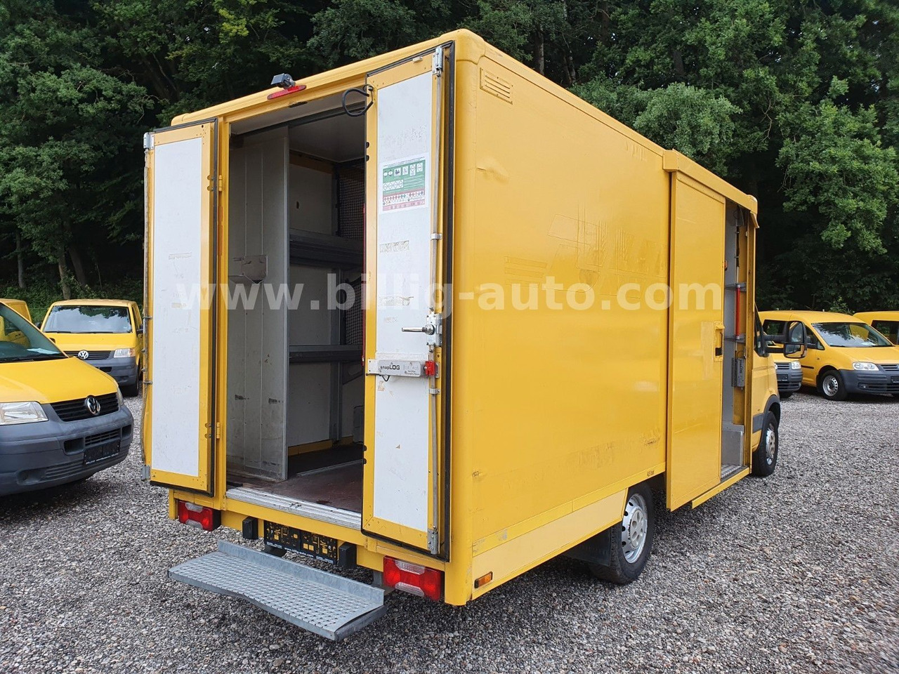 Iveco Daily 1.Hand*EU4* Regale Integralkoffer DHL POST - فان: صور 5 Iveco Daily 1.Hand*EU4* Regale Integralkoffer DHL POST - فان: صور 5