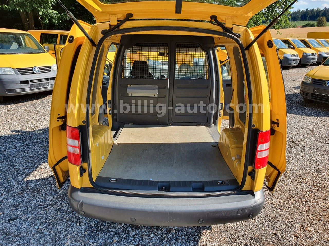 Volkswagen Caddy 2.0 TDI* EURO5*1.Hand*S-heft*2xSchiebetüre - ميكروباص: صور 5 Volkswagen Caddy 2.0 TDI* EURO5*1.Hand*S-heft*2xSchiebetüre - ميكروباص: صور 5