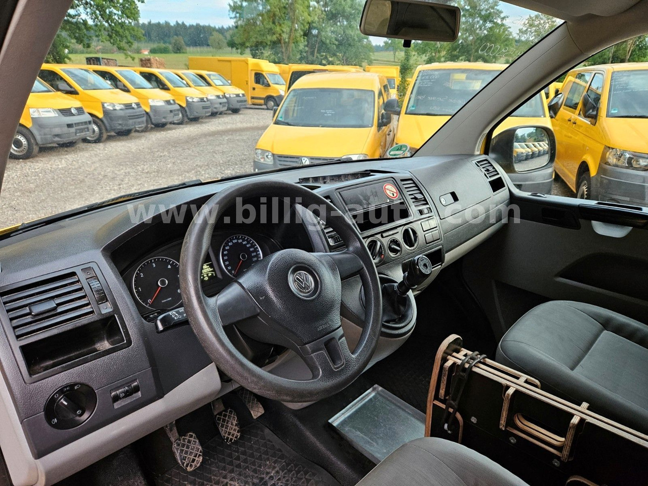 تأجير  Volkswagen T5 2.0TDI EU5 2xSchiebetüre*Scheckheft Volkswagen T5 2.0TDI EU5 2xSchiebetüre*Scheckheft: صور 9