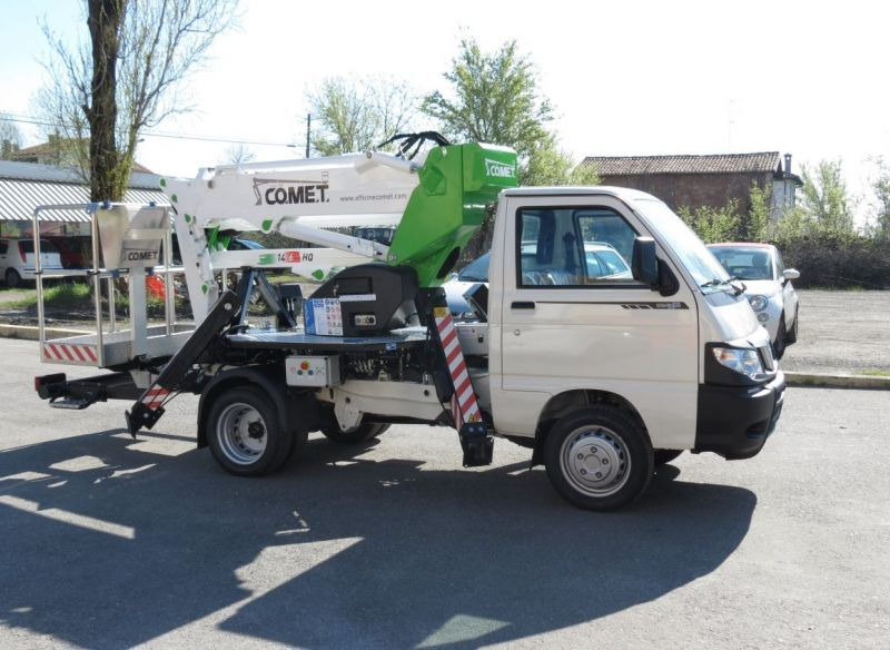 COMET Eurosky 14|2| 6 HQ JIB 14m zamontowany na Piaggio Porter Maxxi - مصاعد الازدهار محمولة على شاحنة: صور 2 COMET Eurosky 14|2| 6 HQ JIB 14m zamontowany na Piaggio Porter Maxxi - مصاعد الازدهار محمولة على شاحنة: صور 2