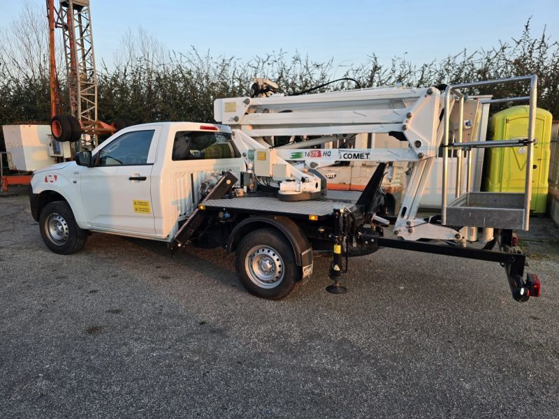 Isuzu D-Max 4x4 podnośnik koszowy 16 m Comet New Eurosky bucket truck boom lift - مصاعد الازدهار محمولة على شاحنة: صور 3 Isuzu D-Max 4x4 podnośnik koszowy 16 m Comet New Eurosky bucket truck boom lift - مصاعد الازدهار محمولة على شاحنة: صور 3