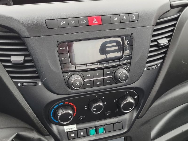 Iveco Daily 35S12 podnośnik koszowy 17 m CTE B-Lift 17 - مصاعد الازدهار محمولة على شاحنة: صور 3 Iveco Daily 35S12 podnośnik koszowy 17 m CTE B-Lift 17 - مصاعد الازدهار محمولة على شاحنة: صور 3