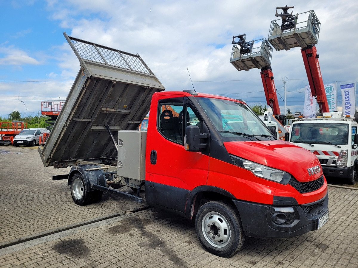 Iveco Iveco Daily 35C13 wywrotka - قلاب صغير: صور 2 Iveco Iveco Daily 35C13 wywrotka - قلاب صغير: صور 2