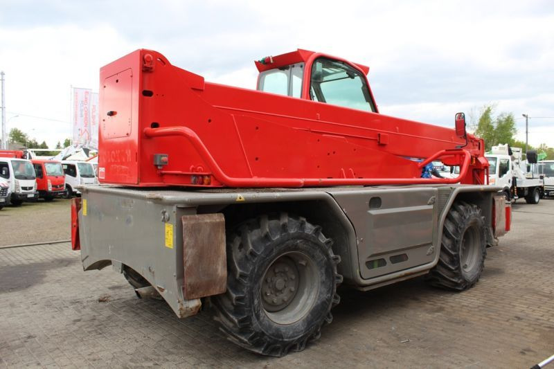 Ładowarka obrotowa 4x4 teleskopowa 21 m Merlo Roto 45.21 - رافعة تلسكوبية: صور 4 Ładowarka obrotowa 4x4 teleskopowa 21 m Merlo Roto 45.21 - رافعة تلسكوبية: صور 4