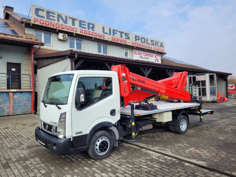 Nissan Cabstar NT400 podnośnik koszowy 24 m Versalift VTX-240 bucket truck boom lift - مصاعد الازدهار محمولة على شاحنة: صور 1 Nissan Cabstar NT400 podnośnik koszowy 24 m Versalift VTX-240 bucket truck boom lift - مصاعد الازدهار محمولة على شاحنة: صور 1
