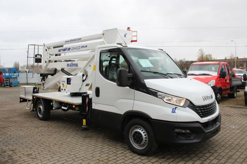 Oil&Steel Snake 2413 Plus 24 m zamontowany na Iveco 35S14H - مصاعد الازدهار محمولة على شاحنة: صور 2 Oil&Steel Snake 2413 Plus 24 m zamontowany na Iveco 35S14H - مصاعد الازدهار محمولة على شاحنة: صور 2