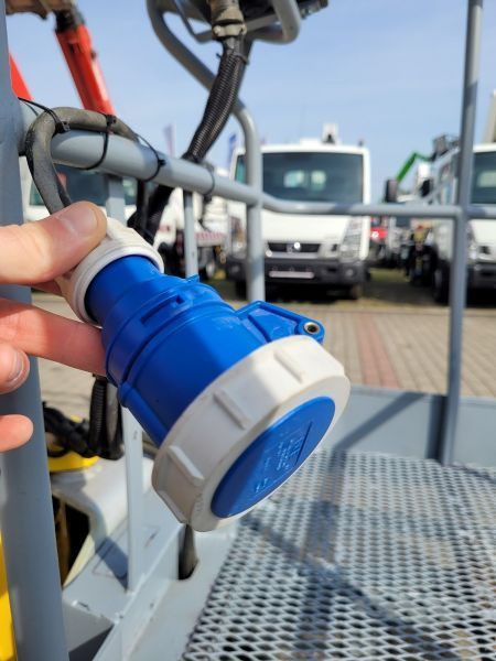 رافعات سلة مفصلية podnośnik koszowy przegubowy elektryczny 17 m Manitou 170 AETJL: صور 16