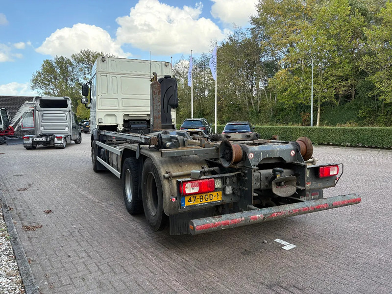 DAF XF 440 6x2 / VDL 21 TON / AFNET SYSTEEM / DUBBELLUCHT SLEPER / APK - TUV JUNI 2026 / - شاحنة ذات الخطاف: صور 3 DAF XF 440 6x2 / VDL 21 TON / AFNET SYSTEEM / DUBBELLUCHT SLEPER / APK - TUV JUNI 2026 / - شاحنة ذات الخطاف: صور 3