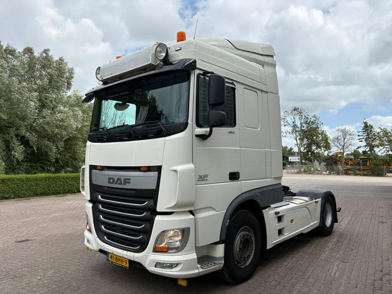 DAF XF 460 4x2 / ADR / HOLLAND TRUCK / APK - TUV juni 2026 / 2 BEDS / - شاحنة جرار: صور 2 DAF XF 460 4x2 / ADR / HOLLAND TRUCK / APK - TUV juni 2026 / 2 BEDS / - شاحنة جرار: صور 2