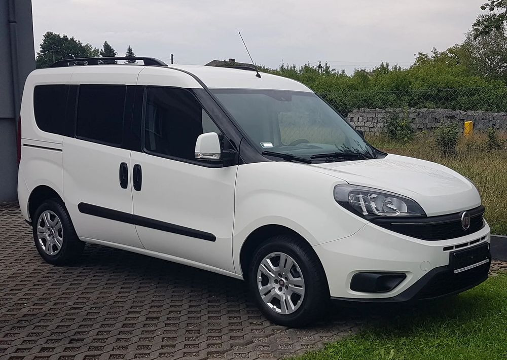 Fiat Doblo 1.6 Multijet 16V Easy - سيارة: صور 1 Fiat Doblo 1.6 Multijet 16V Easy - سيارة: صور 1