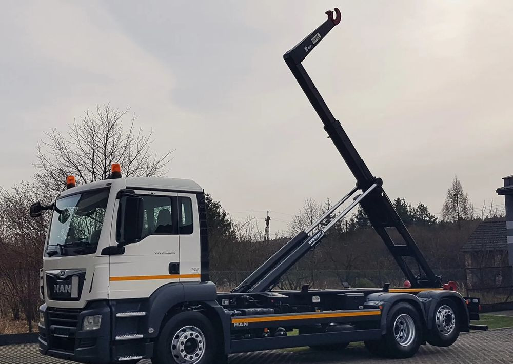 MAN TGS 26.420 E6 HAKOWIEC HS20 6x2 3-OSIE - شاحنة ذات الخطاف: صور 2 MAN TGS 26.420 E6 HAKOWIEC HS20 6x2 3-OSIE - شاحنة ذات الخطاف: صور 2