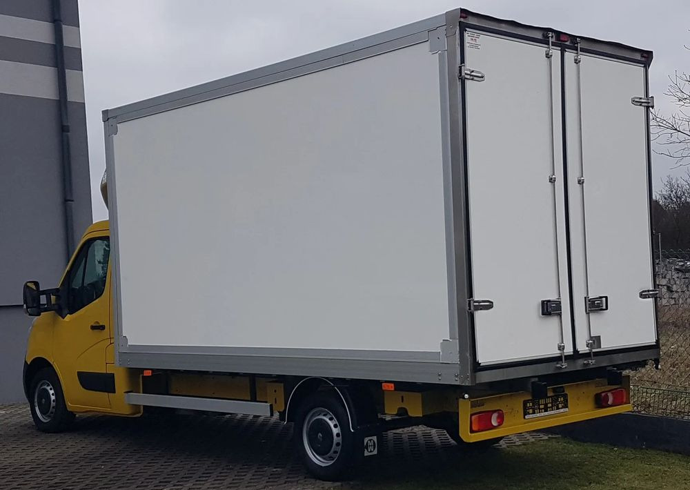 Renault MASTER KONTENER 8EP 4,21x2,23x2,22 KLIMA MANUAL KRAJOWY 6-BIEGÓW - الشاحنات الصغيرة صندوق مغلق: صور 3 Renault MASTER KONTENER 8EP 4,21x2,23x2,22 KLIMA MANUAL KRAJOWY 6-BIEGÓW - الشاحنات الصغيرة صندوق مغلق: صور 3
