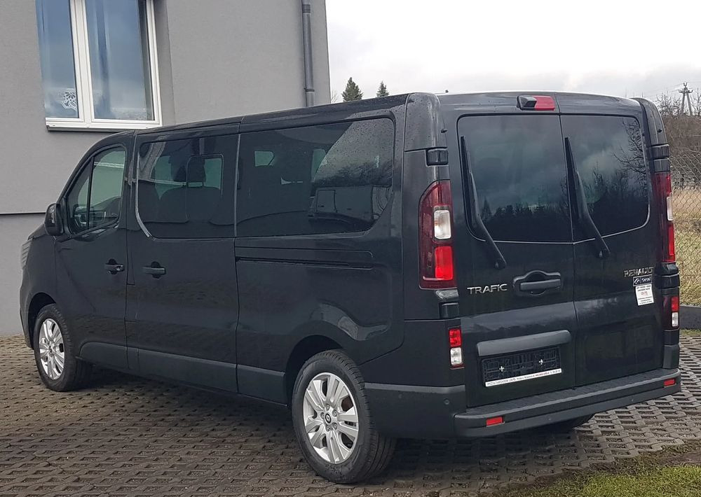 Renault Trafic - سيارة دفع رباعي: صور 3 Renault Trafic - سيارة دفع رباعي: صور 3