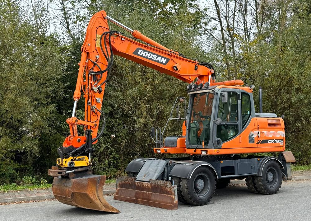 Doosan * DOOSAN DX160W *ROTOTILT* GPS 2D Leica * Sprowadzona * Stan Perfekcyjny * Koparka Kołowa * - حفارة على عجلات: صور 1 Doosan * DOOSAN DX160W *ROTOTILT* GPS 2D Leica * Sprowadzona * Stan Perfekcyjny * Koparka Kołowa * - حفارة على عجلات: صور 1