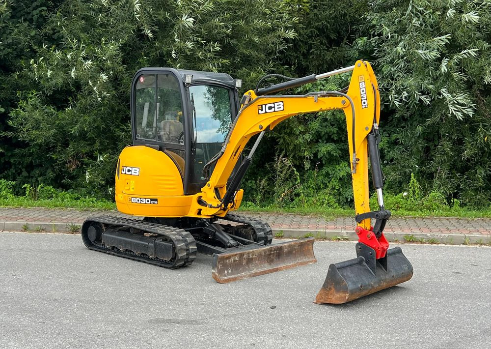 JCB * JCB 8030 *Sprowadzona* Minikoparka * Bardzo Dobry Stan - حفارة مصغرة: صور 2 JCB * JCB 8030 *Sprowadzona* Minikoparka * Bardzo Dobry Stan - حفارة مصغرة: صور 2