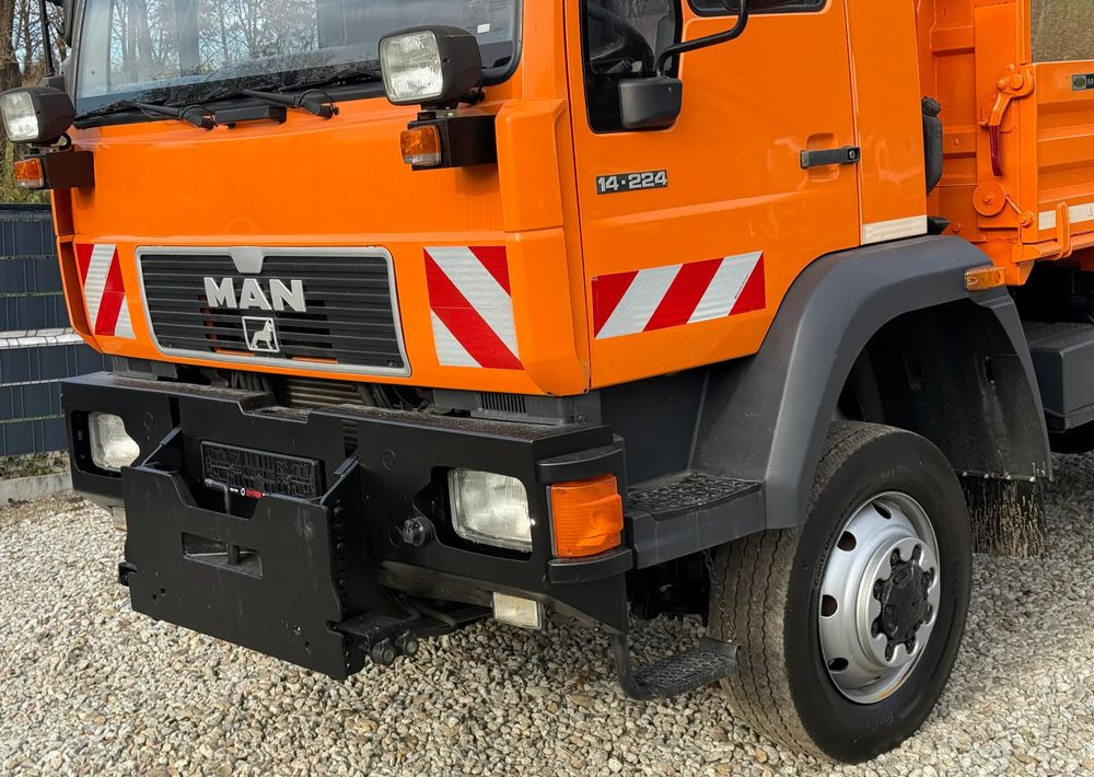 MAN * MAN 14-220 * Kiper Wywrotka Meiller * 4x4 * Zimowe Utrzymanie * Unimog * - قلابات: صور 4 MAN * MAN 14-220 * Kiper Wywrotka Meiller * 4x4 * Zimowe Utrzymanie * Unimog * - قلابات: صور 4