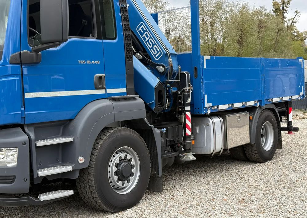 MAN * MAN 18.440 TGS * 4x4 * HDS Fassi F215 * Sprowadzony * 95 000 KM ! * Stan Jak Nowy - شاحنات مسطحة, شاحنة كرين: صور 5 MAN * MAN 18.440 TGS * 4x4 * HDS Fassi F215 * Sprowadzony * 95 000 KM ! * Stan Jak Nowy - شاحنات مسطحة, شاحنة كرين: صور 5