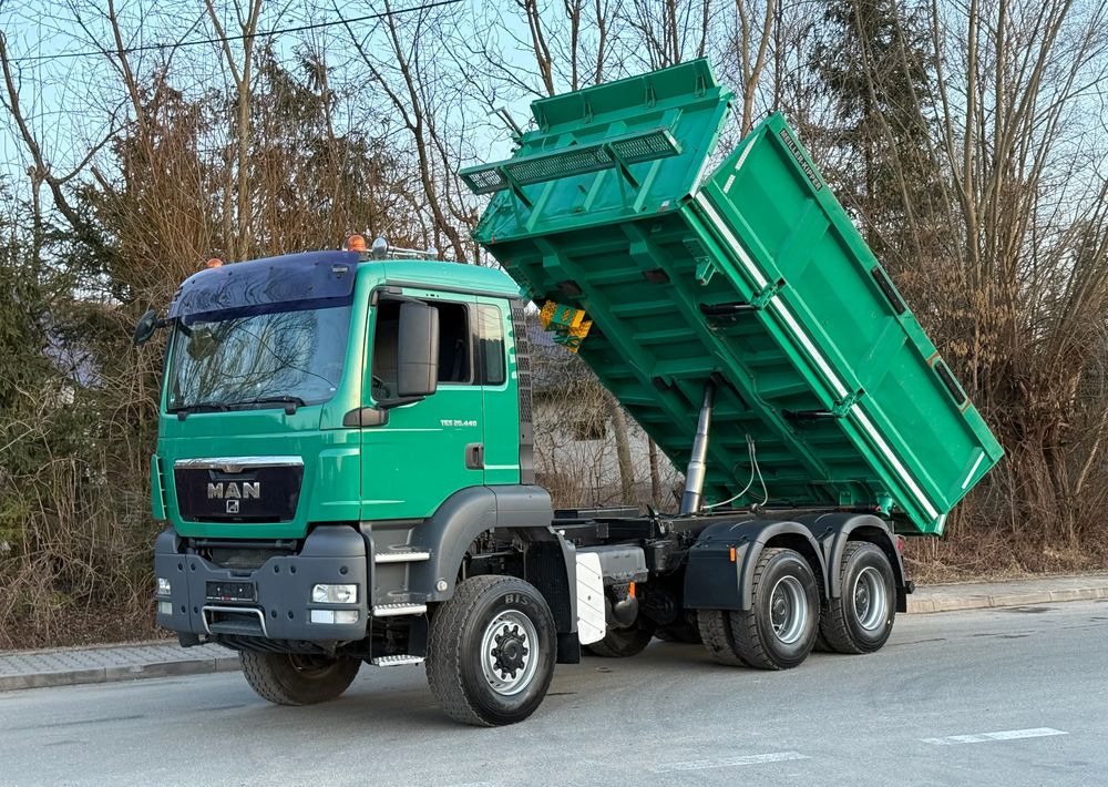 MAN * TGS 26.440 MAN * Kiper / Wywrotka * 6x6 * Sprowadzona * Bordmatik * Stan Perfekcyjny - قلابات: صور 1 MAN * TGS 26.440 MAN * Kiper / Wywrotka * 6x6 * Sprowadzona * Bordmatik * Stan Perfekcyjny - قلابات: صور 1