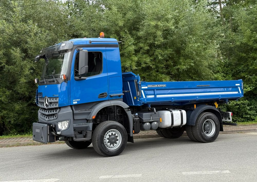 Mercedes-Benz * Arocs * 4X4 * JAK NOWY * Wywrotka Kiper Meiller * Sprowadzony * 80.700 km Oryginalnie * Mercedes - قلابات: صور 3 Mercedes-Benz * Arocs * 4X4 * JAK NOWY * Wywrotka Kiper Meiller * Sprowadzony * 80.700 km Oryginalnie * Mercedes - قلابات: صور 3