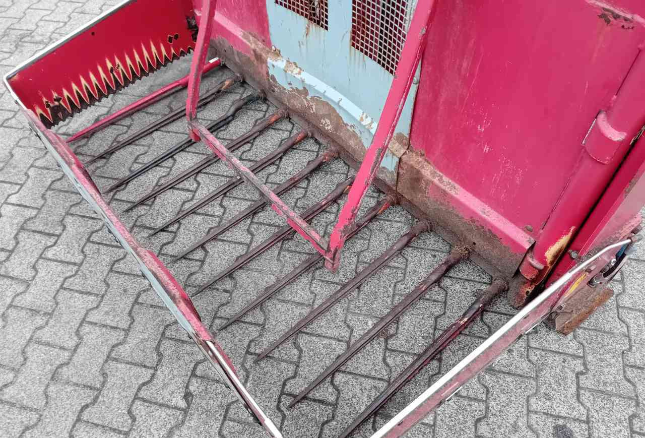 BVL Megastar 170 kuilvoersnijder met lift - السيلاج الآلات: صور 5 BVL Megastar 170 kuilvoersnijder met lift - السيلاج الآلات: صور 5