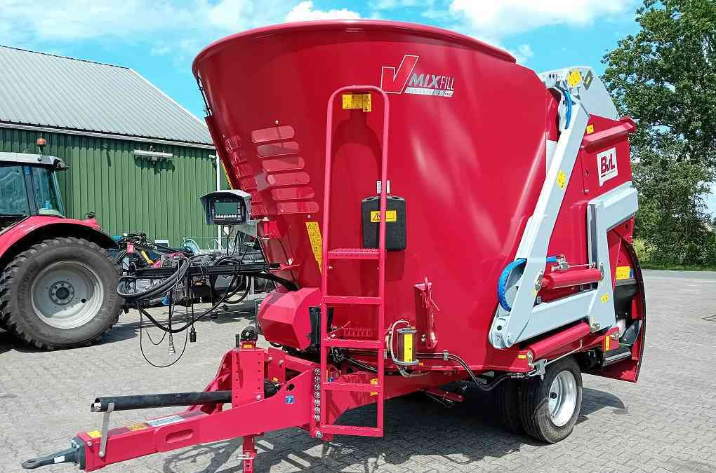 BVL V-Mix Fill Plus 13-1S LS voermachines - آلة خلط وتوزيع الأعلاف: صور 2 BVL V-Mix Fill Plus 13-1S LS voermachines - آلة خلط وتوزيع الأعلاف: صور 2