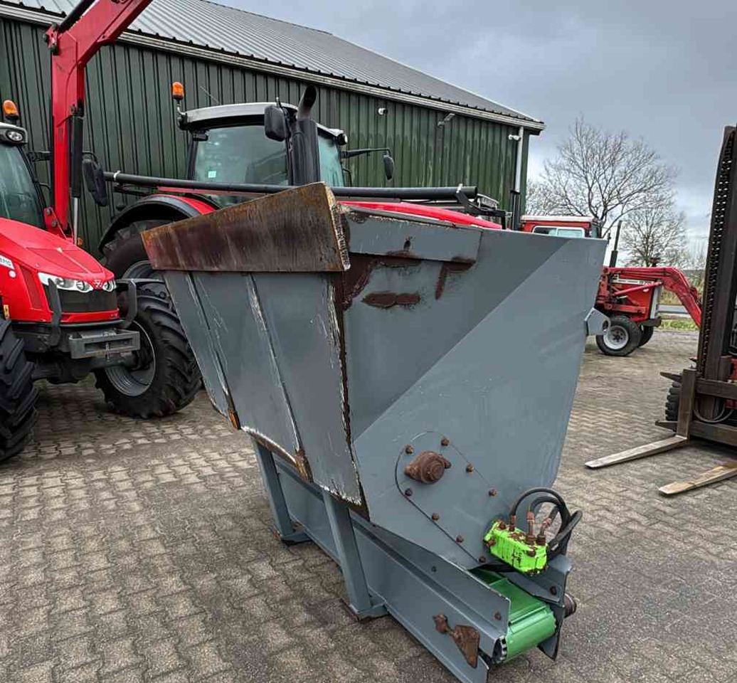 Ceres BS2000 Zaagselstrooier instrooibak diversen - المعدات لتربية الماشية: صور 2 Ceres BS2000 Zaagselstrooier instrooibak diversen - المعدات لتربية الماشية: صور 2
