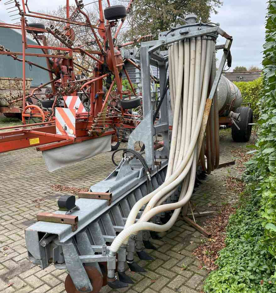 Jako ZBM 480 Zodebemester graslandbemester injecteur mestverwerking - حقن فى التربة: صور 3 Jako ZBM 480 Zodebemester graslandbemester injecteur mestverwerking - حقن فى التربة: صور 3