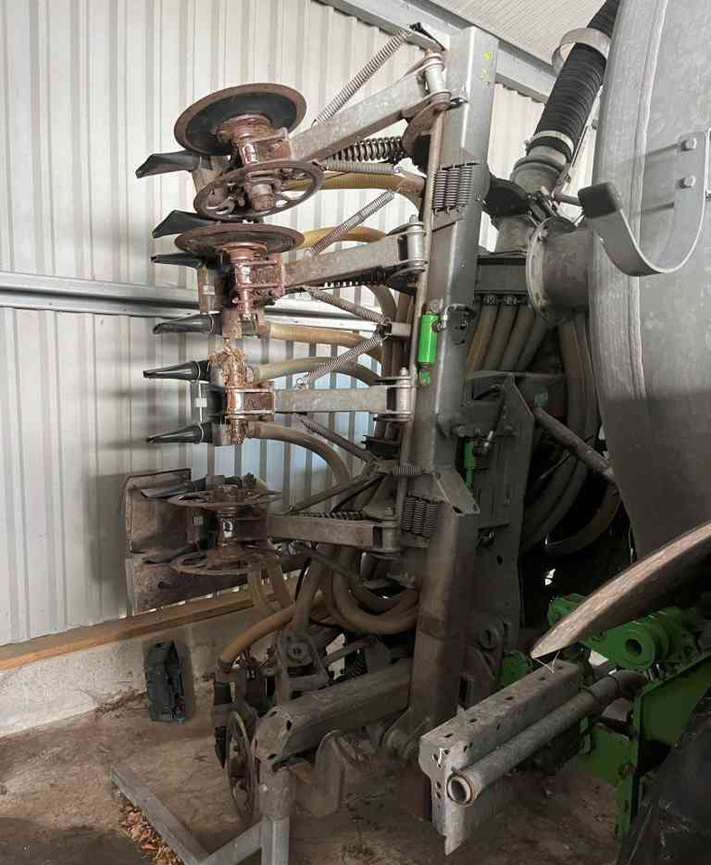 Joskin Solodisc 6020 Graslandbemester mestverwerking - حقن فى التربة: صور 4 Joskin Solodisc 6020 Graslandbemester mestverwerking - حقن فى التربة: صور 4