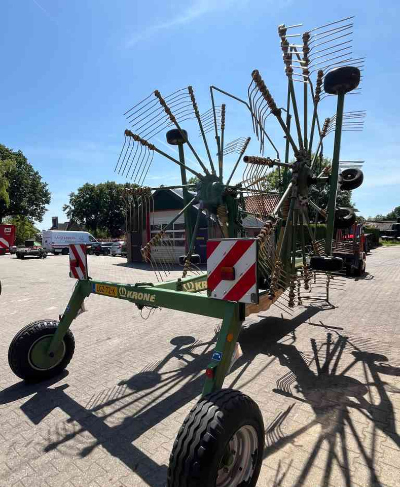 Krone Swadro 900 zwadhark weidebouwmachines - لمّامَة القش: صور 4 Krone Swadro 900 zwadhark weidebouwmachines - لمّامَة القش: صور 4