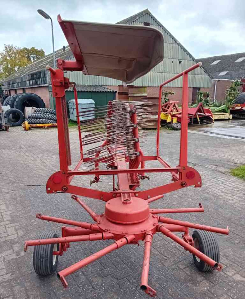 Kuhn GA4101GM zwadhark - لمّامَة القش: صور 3 Kuhn GA4101GM zwadhark - لمّامَة القش: صور 3