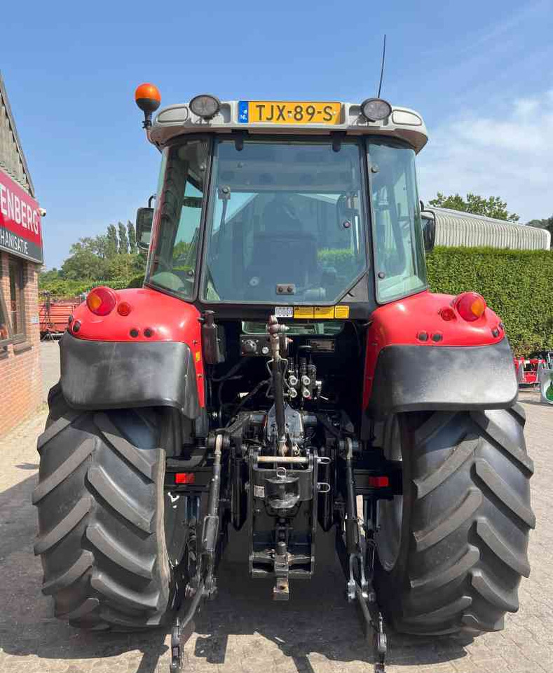 Massey Ferguson 5455 Tier-2 Dyna-4 Tractoren - جرار: صور 4 Massey Ferguson 5455 Tier-2 Dyna-4 Tractoren - جرار: صور 4
